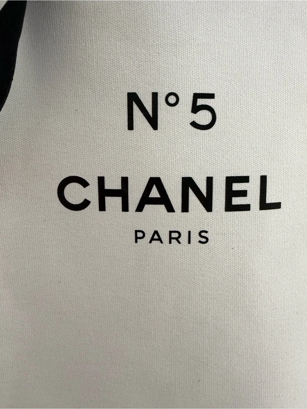Perfume gift tote CHANEL White and Black Tote Bag - N°5 Paris